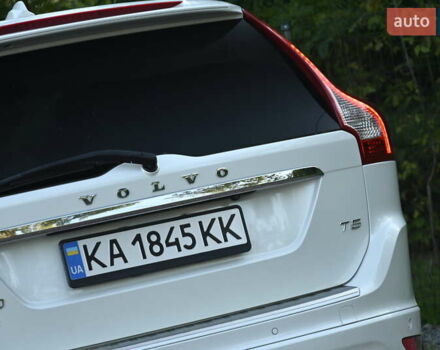 Белый Вольво ХС60, объемом двигателя 1.97 л и пробегом 139 тыс. км за 18600 $, фото 10 на Automoto.ua