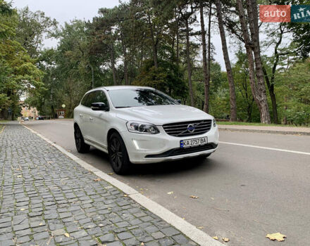 Белый Вольво ХС60, объемом двигателя 2 л и пробегом 99 тыс. км за 23500 $, фото 3 на Automoto.ua