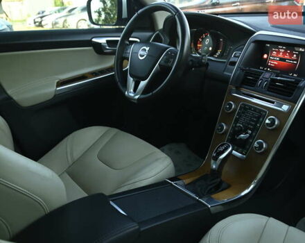Белый Вольво ХС60, объемом двигателя 1.97 л и пробегом 139 тыс. км за 18600 $, фото 38 на Automoto.ua