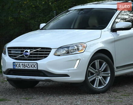 Белый Вольво ХС60, объемом двигателя 1.97 л и пробегом 139 тыс. км за 18600 $, фото 7 на Automoto.ua
