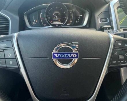 Белый Вольво ХС60, объемом двигателя 2 л и пробегом 74 тыс. км за 4700 $, фото 10 на Automoto.ua