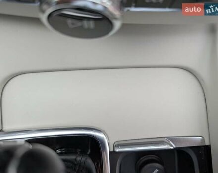 Белый Вольво ХС60, объемом двигателя 1.97 л и пробегом 98 тыс. км за 36000 $, фото 31 на Automoto.ua