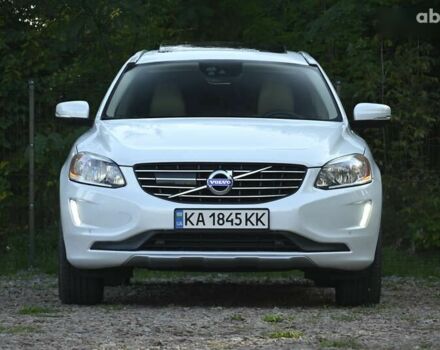 Белый Вольво ХС60, объемом двигателя 2 л и пробегом 139 тыс. км за 18999 $, фото 5 на Automoto.ua