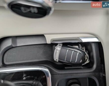 Белый Вольво ХС60, объемом двигателя 1.97 л и пробегом 98 тыс. км за 36000 $, фото 30 на Automoto.ua