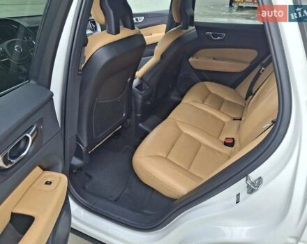 Белый Вольво ХС60, объемом двигателя 1.97 л и пробегом 133 тыс. км за 32000 $, фото 24 на Automoto.ua