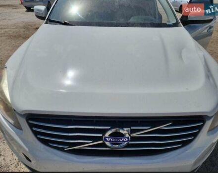 Белый Вольво ХС60, объемом двигателя 2 л и пробегом 198 тыс. км за 9500 $, фото 9 на Automoto.ua