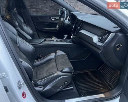 Белый Вольво ХС60, объемом двигателя 2 л и пробегом 330 тыс. км за 25900 $, фото 15 на Automoto.ua