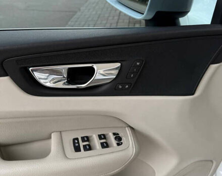 Белый Вольво ХС60, объемом двигателя 1.97 л и пробегом 113 тыс. км за 22199 $, фото 31 на Automoto.ua