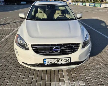 Белый Вольво ХС60, объемом двигателя 2 л и пробегом 95 тыс. км за 13000 $, фото 1 на Automoto.ua