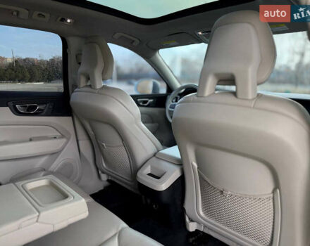 Белый Вольво ХС60, объемом двигателя 1.97 л и пробегом 113 тыс. км за 22199 $, фото 16 на Automoto.ua