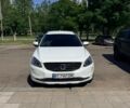 Білий Вольво ХС60, об'ємом двигуна 2.4 л та пробігом 275 тис. км за 24999 $, фото 1 на Automoto.ua
