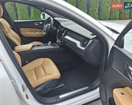 Белый Вольво ХС60, объемом двигателя 1.97 л и пробегом 133 тыс. км за 32000 $, фото 21 на Automoto.ua