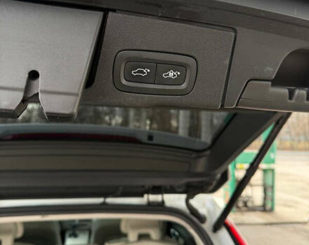 Белый Вольво ХС60, объемом двигателя 1.97 л и пробегом 113 тыс. км за 22199 $, фото 27 на Automoto.ua