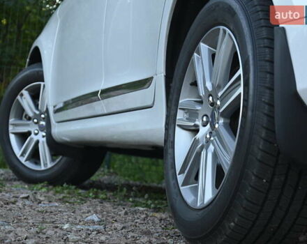 Белый Вольво ХС60, объемом двигателя 1.97 л и пробегом 139 тыс. км за 18600 $, фото 11 на Automoto.ua