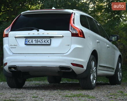 Белый Вольво ХС60, объемом двигателя 1.97 л и пробегом 139 тыс. км за 18600 $, фото 13 на Automoto.ua