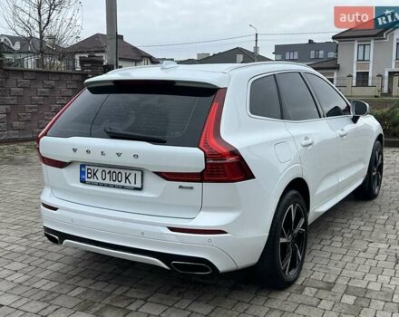 Белый Вольво ХС60, объемом двигателя 2 л и пробегом 330 тыс. км за 25900 $, фото 3 на Automoto.ua