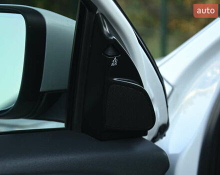 Белый Вольво ХС60, объемом двигателя 1.97 л и пробегом 139 тыс. км за 18600 $, фото 20 на Automoto.ua