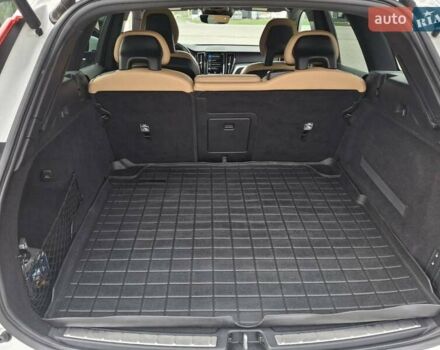 Белый Вольво ХС60, объемом двигателя 1.97 л и пробегом 133 тыс. км за 32000 $, фото 15 на Automoto.ua