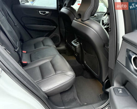 Белый Вольво ХС60, объемом двигателя 1.97 л и пробегом 63 тыс. км за 36800 $, фото 45 на Automoto.ua