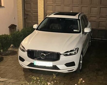 Белый Вольво ХС60, объемом двигателя 1.97 л и пробегом 118 тыс. км за 26500 $, фото 2 на Automoto.ua