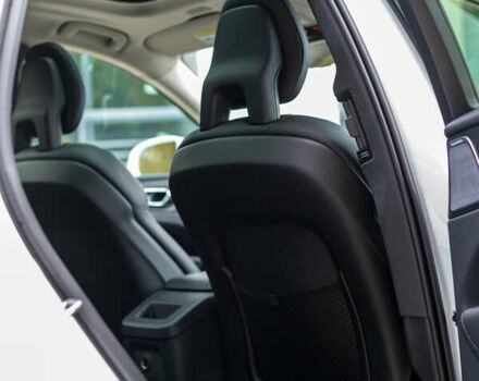 Білий Вольво ХС60, об'ємом двигуна 2 л та пробігом 101 тис. км за 36700 $, фото 34 на Automoto.ua