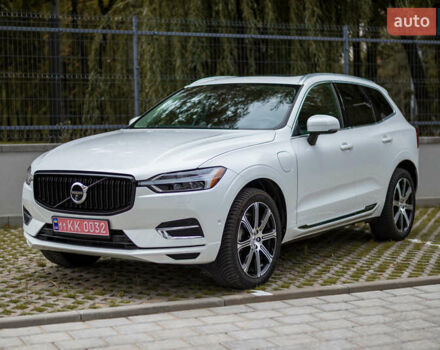 Білий Вольво ХС60, об'ємом двигуна 2 л та пробігом 101 тис. км за 36700 $, фото 1 на Automoto.ua