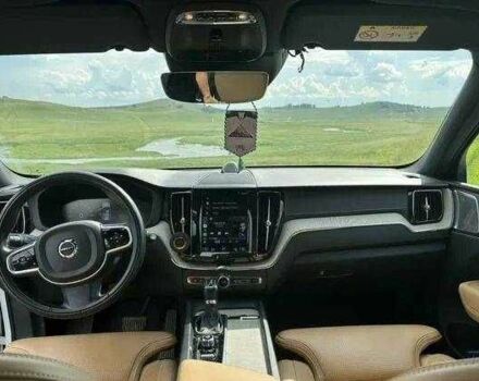 Вольво ХС60 2018 в Одессе на Automoto.ua Белый Вольво ХС60, объемом двигателя 0 л и пробегом 71 тыс. км за 34000 $, фото 9 на Automoto.ua