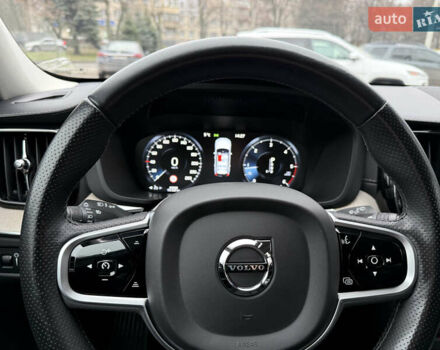 Белый Вольво ХС60, объемом двигателя 1.97 л и пробегом 63 тыс. км за 36800 $, фото 26 на Automoto.ua