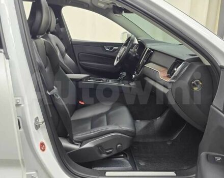 Вольво ХС60 2018 у Дніпро (Дніпропетровську) на Automoto.ua Білий Вольво ХС60, об'ємом двигуна 2 л та пробігом 108 тис. км за 29000 $, фото 11 на Automoto.ua