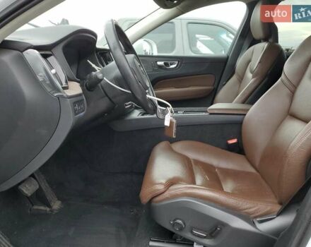 Вольво ХС60 2018 в Харькове на Automoto.ua Белый Вольво ХС60, объемом двигателя 1.97 л и пробегом 44 тыс. км за 12500 $, фото 6 на Automoto.ua