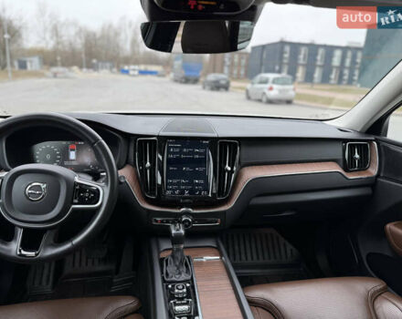 Белый Вольво ХС60, объемом двигателя 2 л и пробегом 149 тыс. км за 43684 $, фото 85 на Automoto.ua