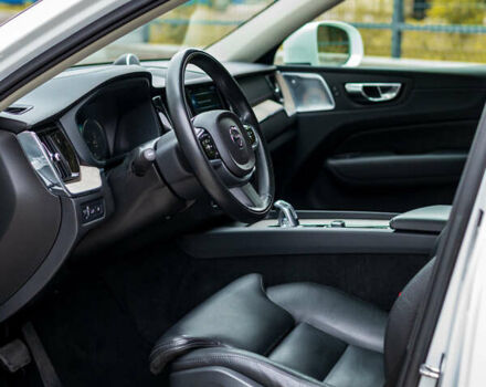 Білий Вольво ХС60, об'ємом двигуна 2 л та пробігом 101 тис. км за 36700 $, фото 20 на Automoto.ua