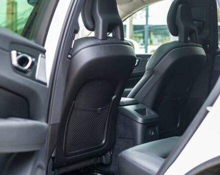 Білий Вольво ХС60, об'ємом двигуна 2 л та пробігом 101 тис. км за 36700 $, фото 25 на Automoto.ua