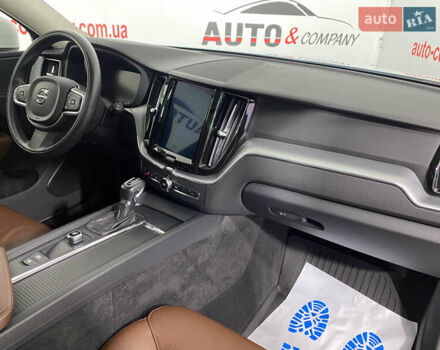 Белый Вольво ХС60, объемом двигателя 1.97 л и пробегом 130 тыс. км за 25950 $, фото 7 на Automoto.ua