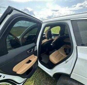 Вольво ХС60 2018 в Одессе на Automoto.ua Белый Вольво ХС60, объемом двигателя 0 л и пробегом 71 тыс. км за 34000 $, фото 8 на Automoto.ua