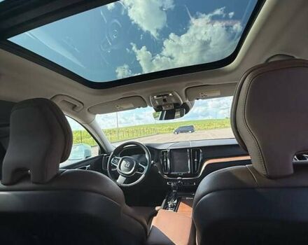 Белый Вольво ХС60, объемом двигателя 2 л и пробегом 136 тыс. км за 22900 $, фото 14 на Automoto.ua