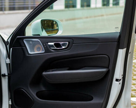 Білий Вольво ХС60, об'ємом двигуна 2 л та пробігом 101 тис. км за 36700 $, фото 28 на Automoto.ua