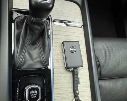 Белый Вольво ХС60, объемом двигателя 1.97 л и пробегом 63 тыс. км за 36800 $, фото 29 на Automoto.ua