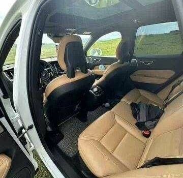 Вольво ХС60 2018 в Одессе на Automoto.ua Белый Вольво ХС60, объемом двигателя 0 л и пробегом 71 тыс. км за 34000 $, фото 22 на Automoto.ua
