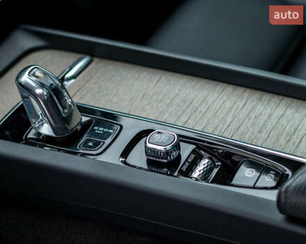 Білий Вольво ХС60, об'ємом двигуна 2 л та пробігом 101 тис. км за 36700 $, фото 21 на Automoto.ua