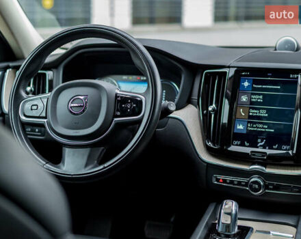 Білий Вольво ХС60, об'ємом двигуна 2 л та пробігом 101 тис. км за 36700 $, фото 38 на Automoto.ua