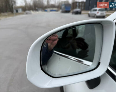 Белый Вольво ХС60, объемом двигателя 2 л и пробегом 149 тыс. км за 43684 $, фото 24 на Automoto.ua