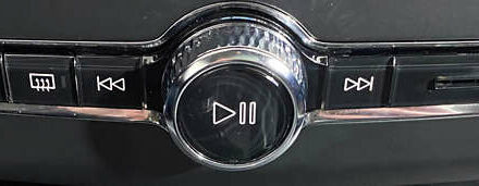 Белый Вольво ХС60, объемом двигателя 1.97 л и пробегом 130 тыс. км за 25950 $, фото 31 на Automoto.ua