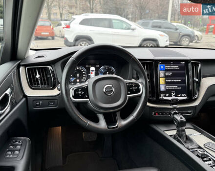 Белый Вольво ХС60, объемом двигателя 1.97 л и пробегом 63 тыс. км за 36800 $, фото 49 на Automoto.ua