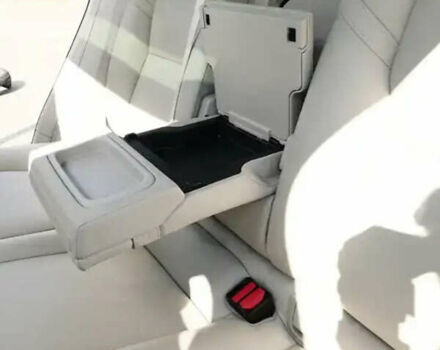 Белый Вольво ХС60, объемом двигателя 1.97 л и пробегом 98 тыс. км за 32900 $, фото 16 на Automoto.ua