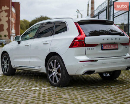 Білий Вольво ХС60, об'ємом двигуна 2 л та пробігом 101 тис. км за 36700 $, фото 2 на Automoto.ua