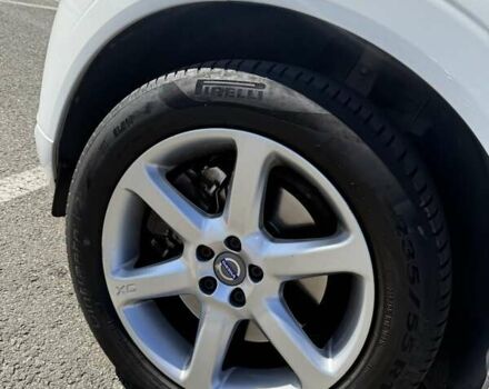 Белый Вольво ХС60, объемом двигателя 1.97 л и пробегом 160 тыс. км за 35000 $, фото 7 на Automoto.ua