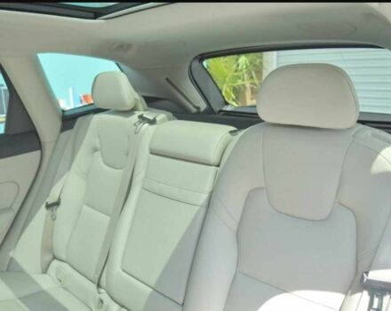 Білий Вольво ХС60, об'ємом двигуна 0 л та пробігом 79 тис. км за 28000 $, фото 12 на Automoto.ua