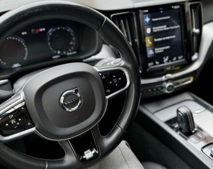 Белый Вольво ХС60, объемом двигателя 2 л и пробегом 186 тыс. км за 31000 $, фото 7 на Automoto.ua