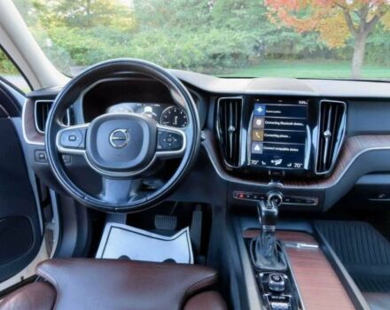 Белый Вольво ХС60, объемом двигателя 2 л и пробегом 36 тыс. км за 18500 $, фото 8 на Automoto.ua